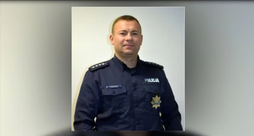 Uratował nękaną matkę z dzieckiem. Dzielnicowy z Płocka najlepszy w kraju  