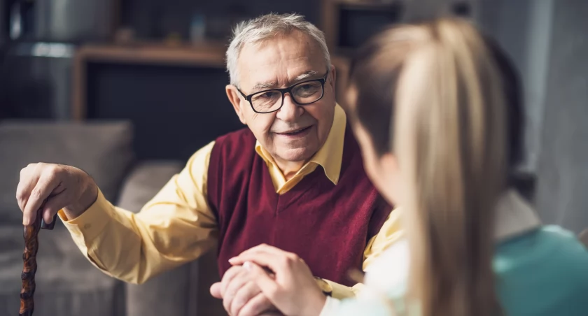 Alzheimer – sejmik Mazowsza wspiera budowę domów dziennego pobytu seniorów
