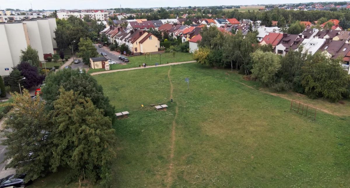 Zmiany na jednym z płockich osiedli. Powstanie teren do rekreacji