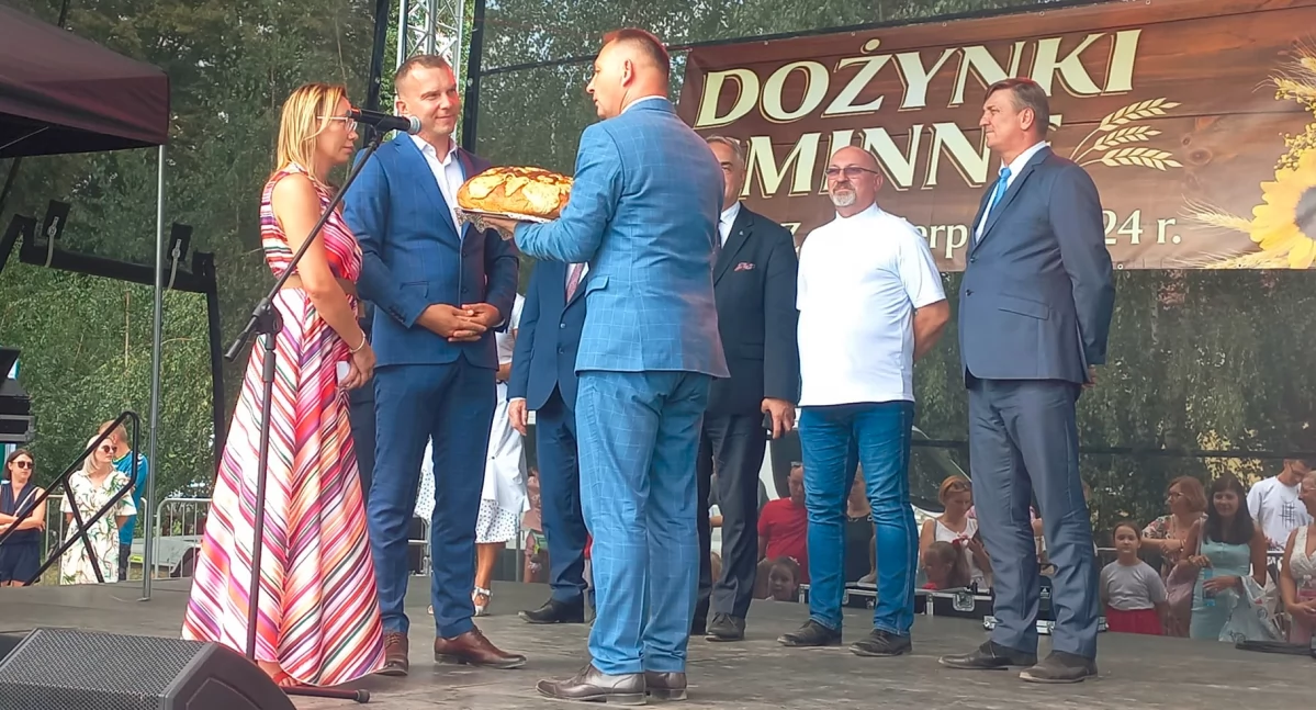 Dożynki Gminy Brudzeń Duży w Sikorzu. W podziękowaniu za plony