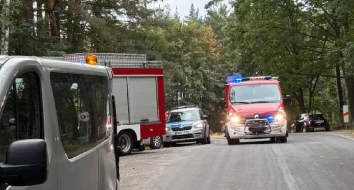 O krok od tragedii w Łącku koła Płocka. Niebezpieczne zdarzenie na niestrzeżonym przejeździe kolejowym [ZDJĘCIA]