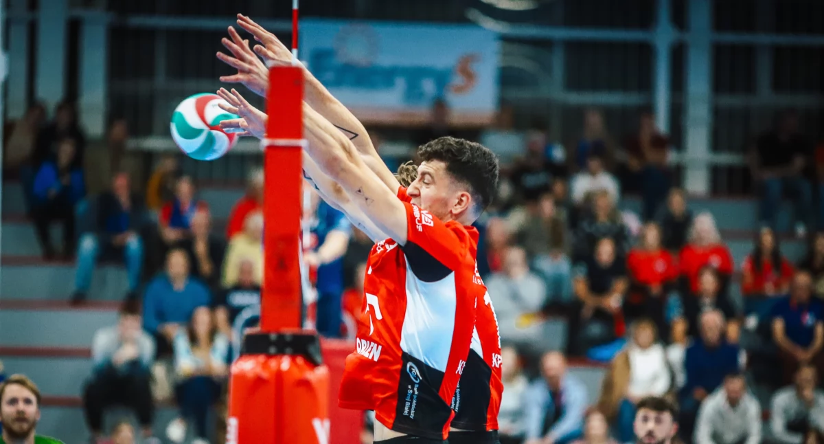 KPS Płock - Tarnovia Volleyball Tarnowo Podgórne. Zacięty mecz siatkówki w Blaszak Arenie