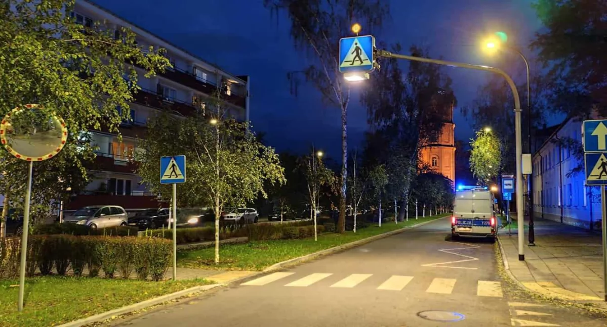 Nie zauważył trzeciej pieszej? Wypadek na Pl. Dąbrowskiego w Płocku