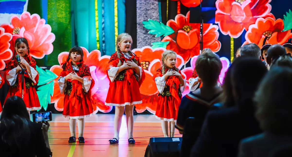 Płocki Dzień Edukacji Narodowej 2024. Prezydent Płocka nagrodził prawie 100 nauczycieli [ZDJĘCIA]