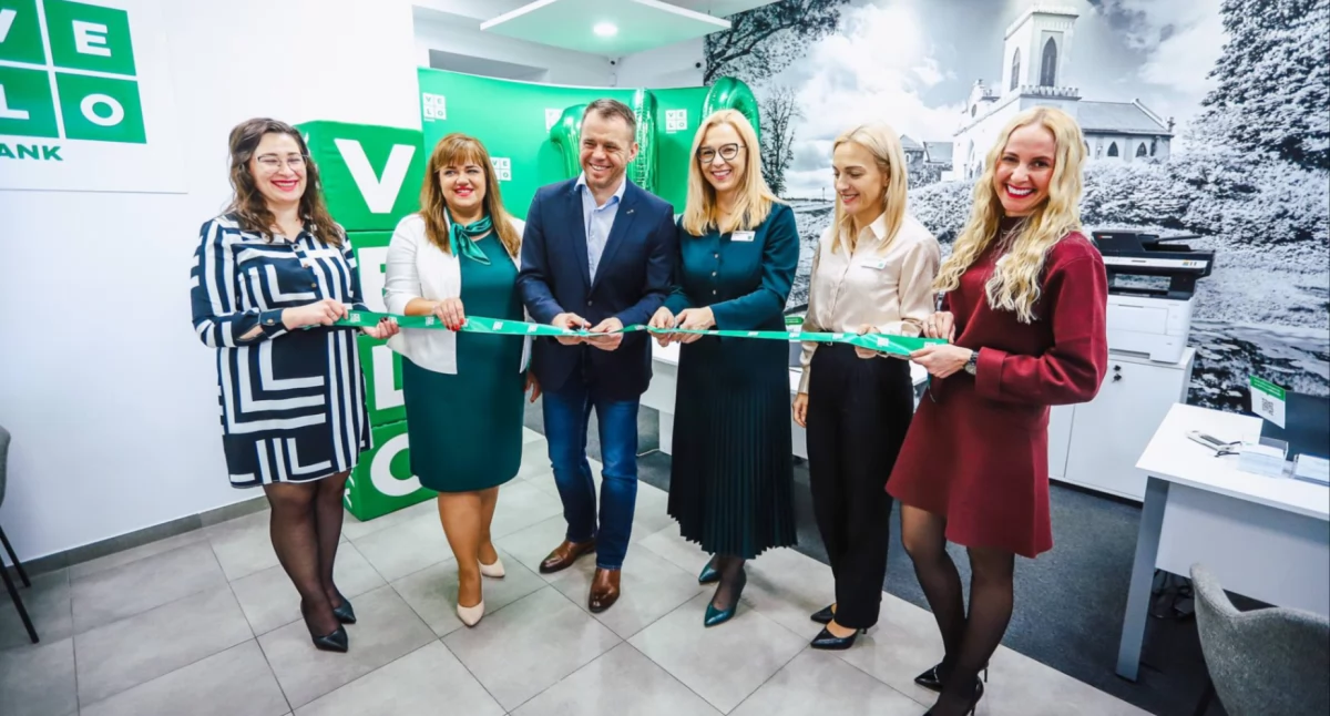VeloBank otworzył placówkę partnerską w Gostyninie.  Na mieszkańców z VeloKontem czekają korzyści