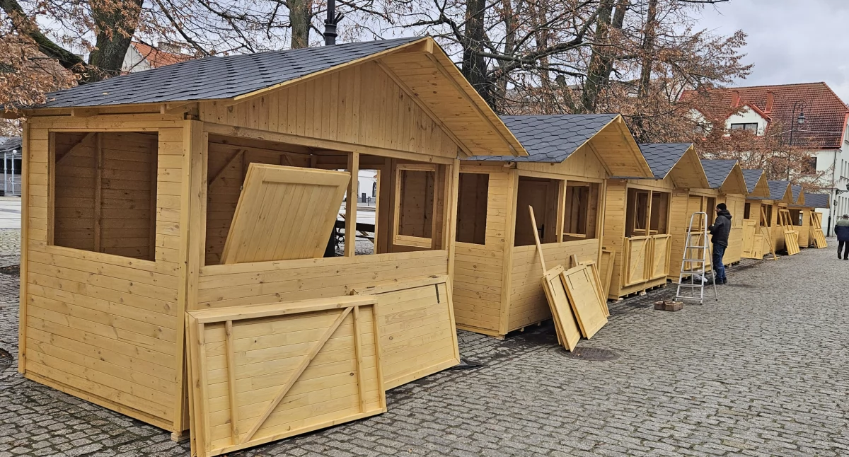 Płock. Jarmark Bożonarodzeniowy. Zobaczcie, jak wyglądają przygotowania