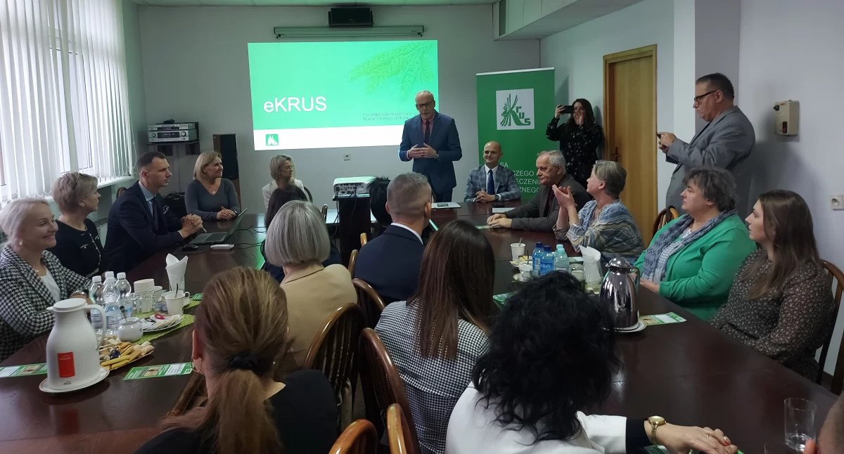 Płocki KRUS zachęca rolników do załatwiania spraw on-line. Szybko, bezpiecznie i na czas!