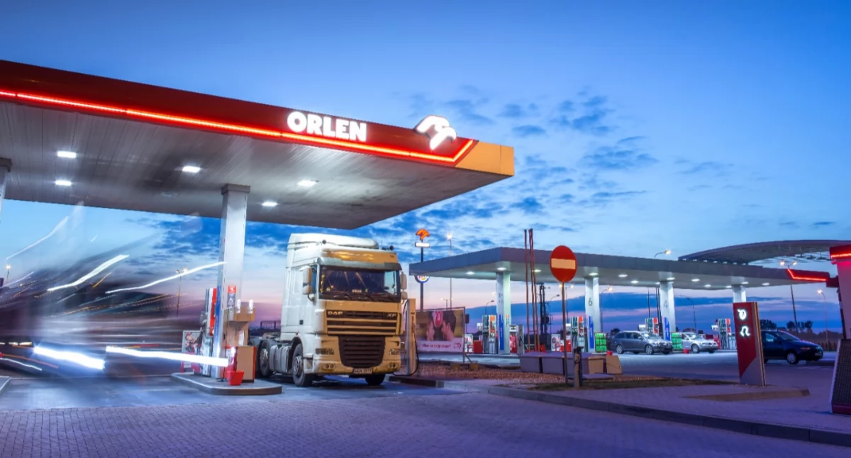 Świąteczna promocja na paliwo na stacjach ORLEN