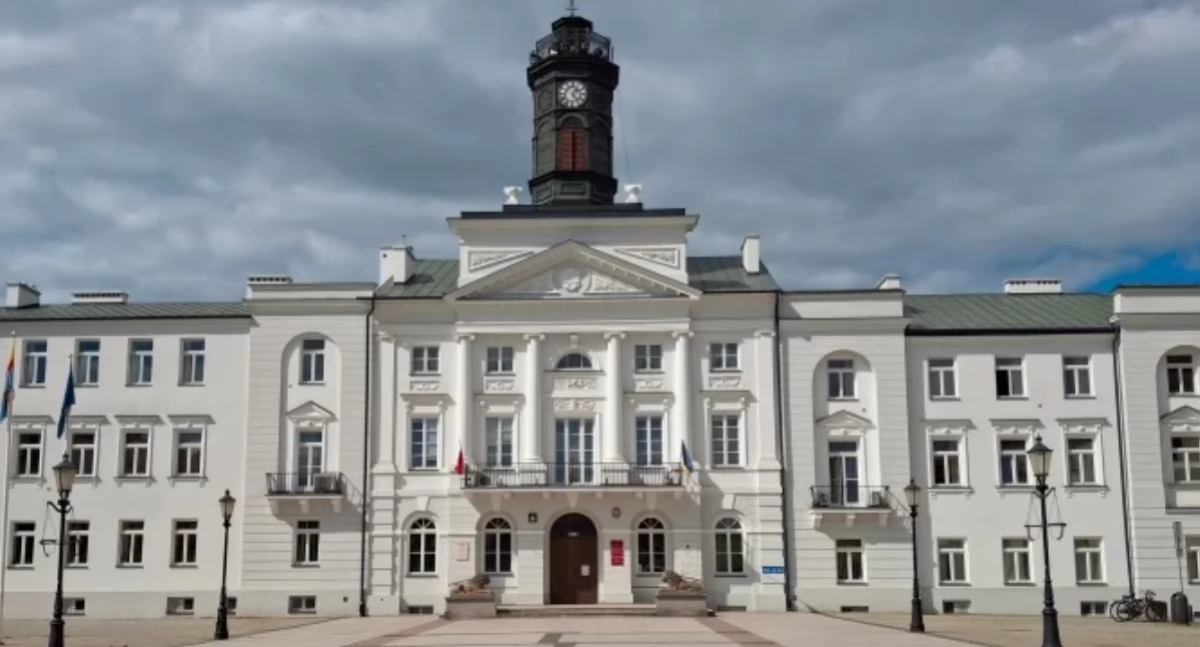 Godziny otwarcia płockiego ratusza w Wigilię i Sylwestra