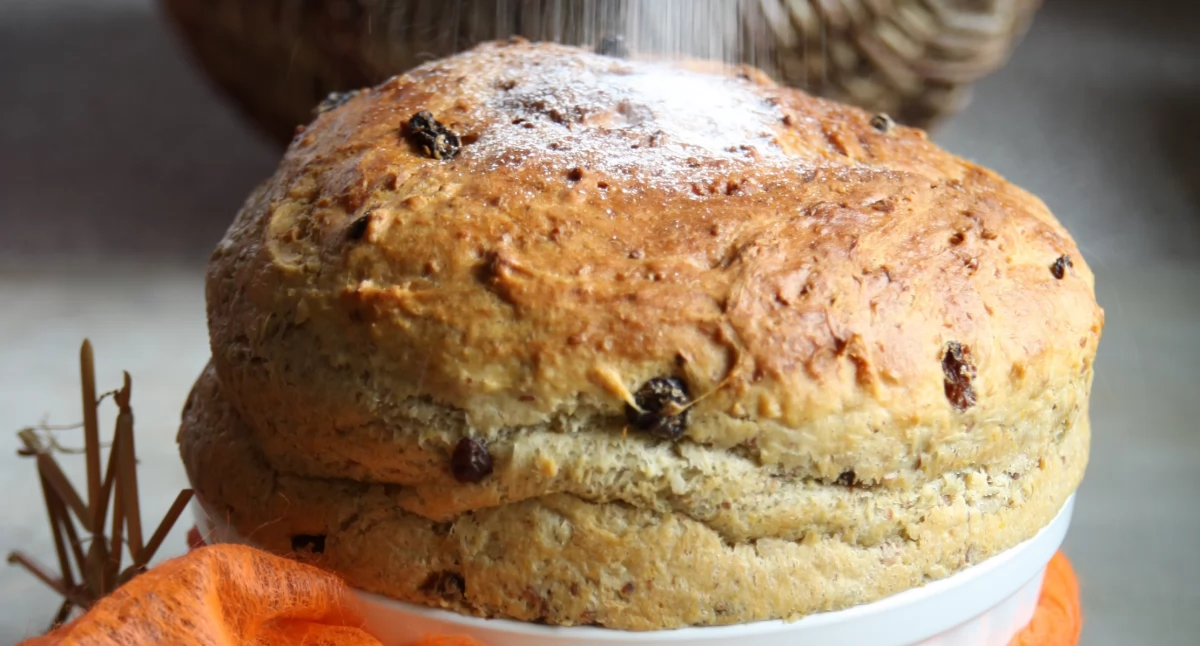 Przepisy kulinarne Izabeli Chudzyńskiej. Kerstbrood (holenderski chleb świąteczny)
