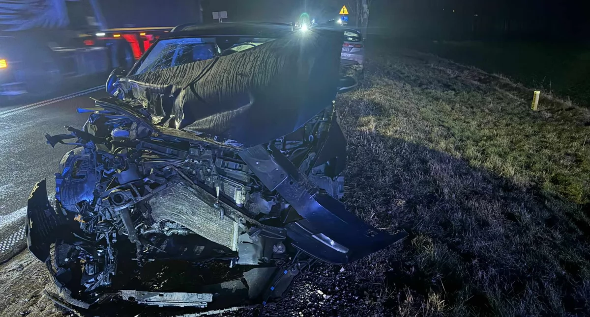Wypadek w Chylinie na DK- 62. 24-latek nie ustąpił [ZDJĘCIA]