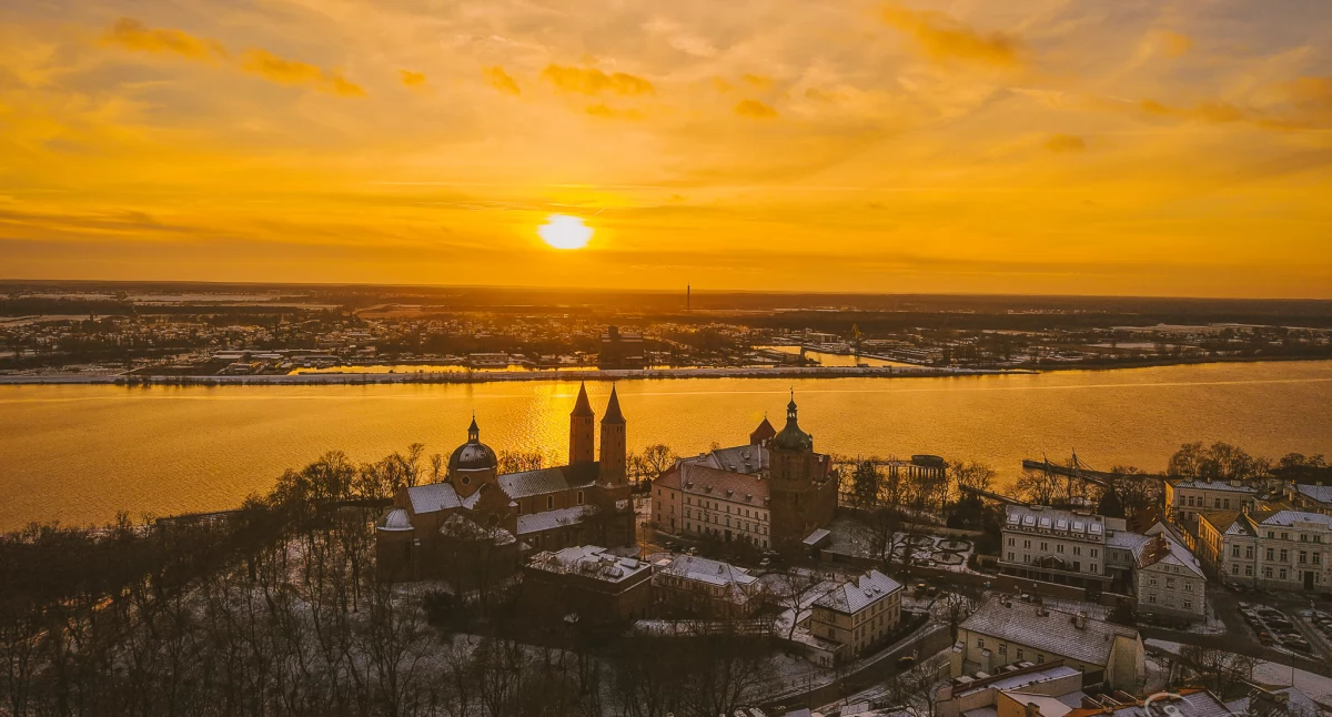 Płock: Sekrety najstarszego miasta Mazowsza, które musisz poznać!