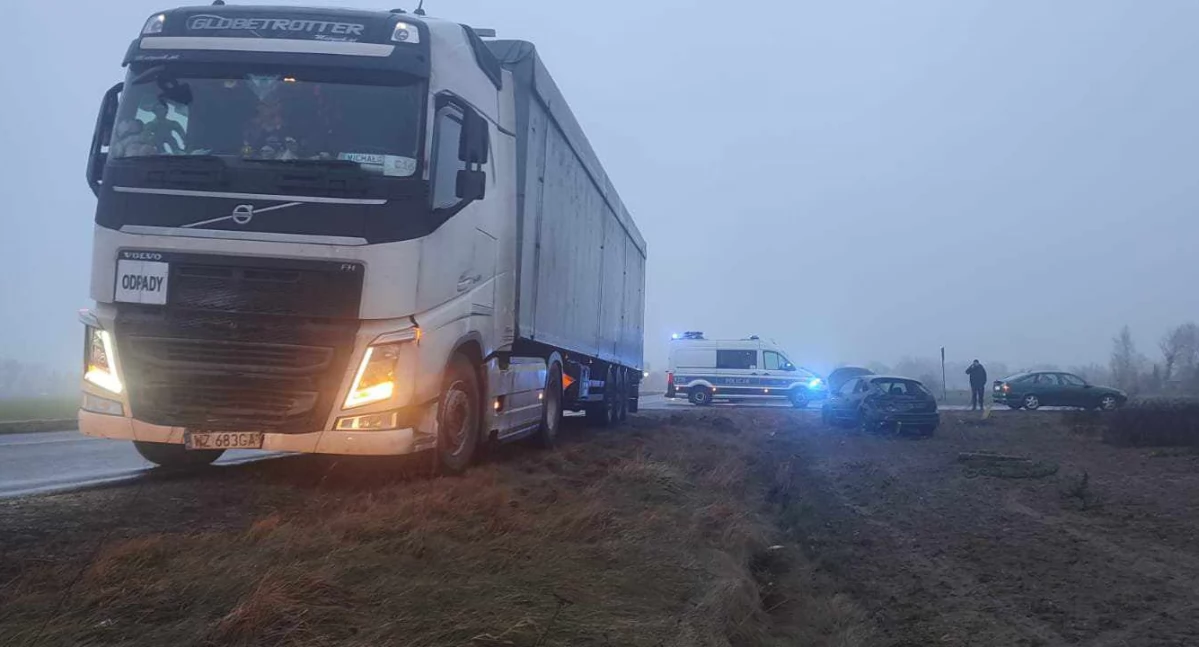 Wypadek w Rębowie, gm. Wyszogród. Poranne utrudnienia w ruchu na DK 50 