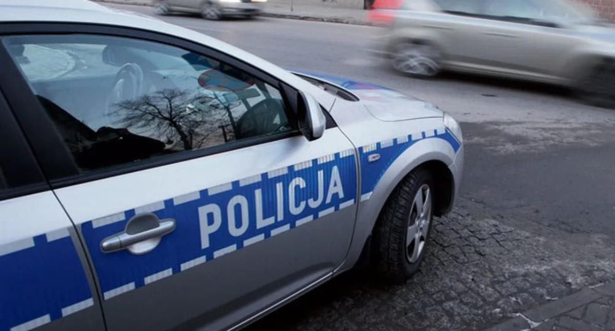 Weekendowe demolki pijanych kierowców. Było niebezpiecznie Płocku i w Drobinie 