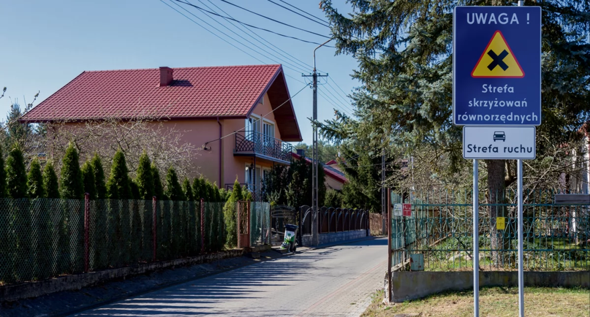 I to jest sposób na poprawienie bezpieczeństwa ruchu. Nie montowanie gdzie popadnie 