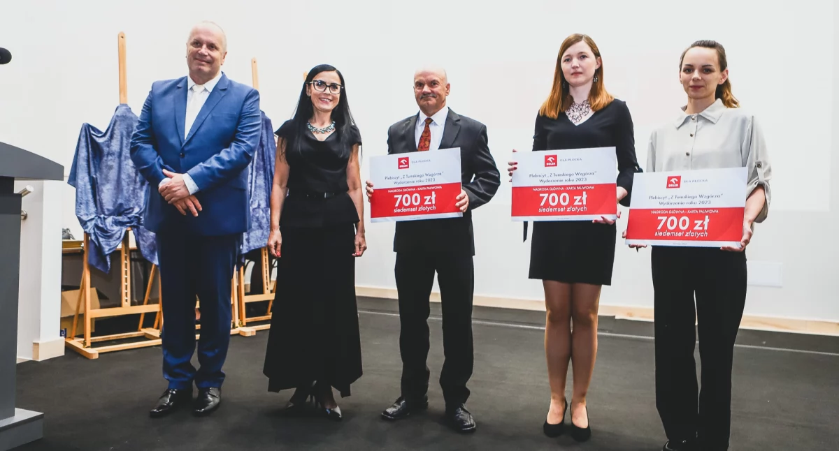 Znamy 17 najbardziej aktywnych czytelników głosowania w 18. edycji Plebiscytu „Z Tumskiego Wzgórza”. Kupony paliwowe ORLENU dla dwóch pań i pana!