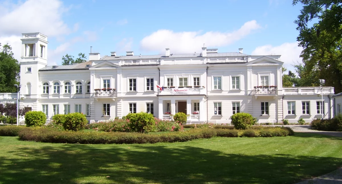 Sanniki – miasto w południowo-zachodniej części Mazowsza. Na Chopinowskim Szlaku