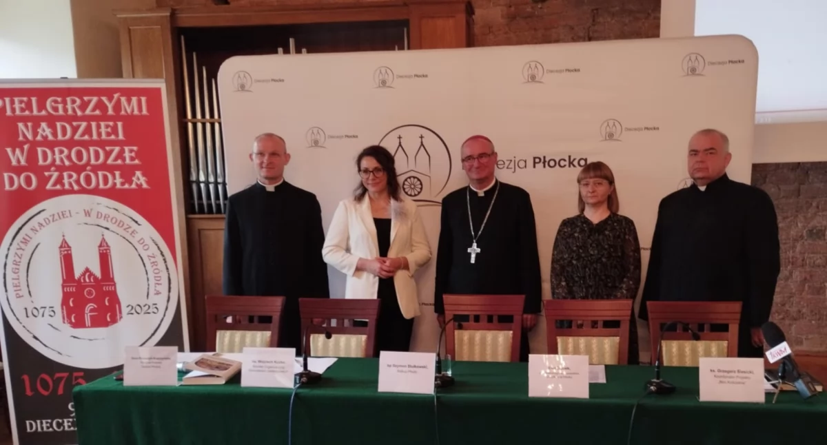 Symboliczny marsz przejdzie ulicami Płock. 7 czerwca czas na obchody jubileuszu 950-lecia diecezji płockiej