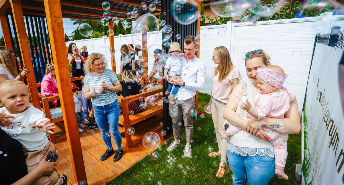 Rodzinnie i aktywnie. Tak było na pikniku rodzinnym w Żłobku Językowym Prestige Park w Płocku [ZDJĘCIA]