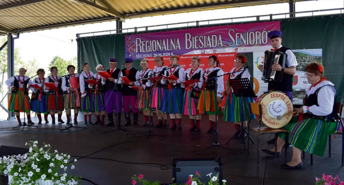 Scena w Mochowie znów należeć będzie do seniorów. Na tej biesiadzie zaśpiewa 250 wykonawców