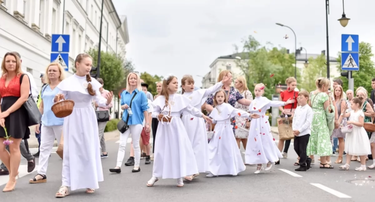 Boże Ciało w Płocku. Którędy przejdą procesje?