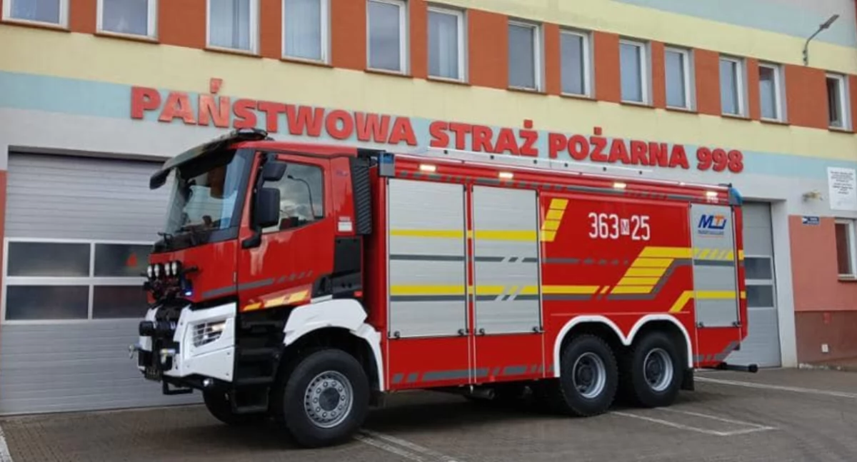 Pożar domu w Umieninie, gm. Bielsk. Zapaliło się poddasze