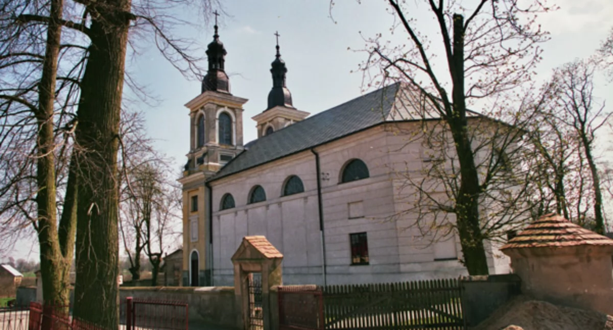 Kościół w Suserzu. Wierni przybywają tu od wieków, by modlić się przed obrazem Matki Bożej z Dzieciątkiem