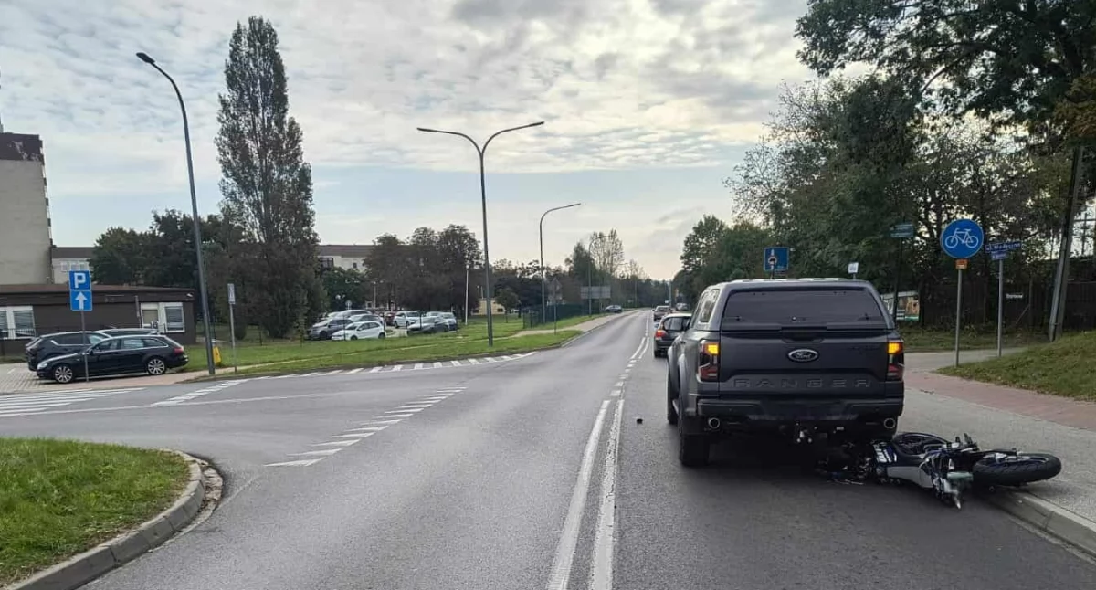 17-letni motocyklista w szpitalu. Wypadek na ul. Szpitalnej