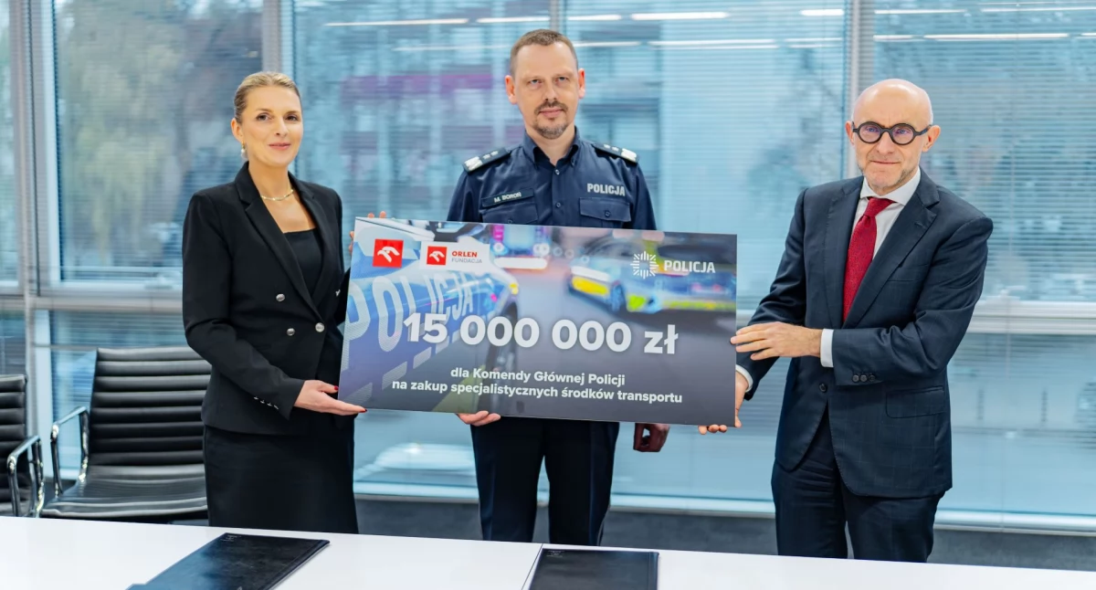 Fundacja ORLEN przekazała Policji 15 mln zł na pojazdy terenowe. Wspólna misja bezpieczeństwa