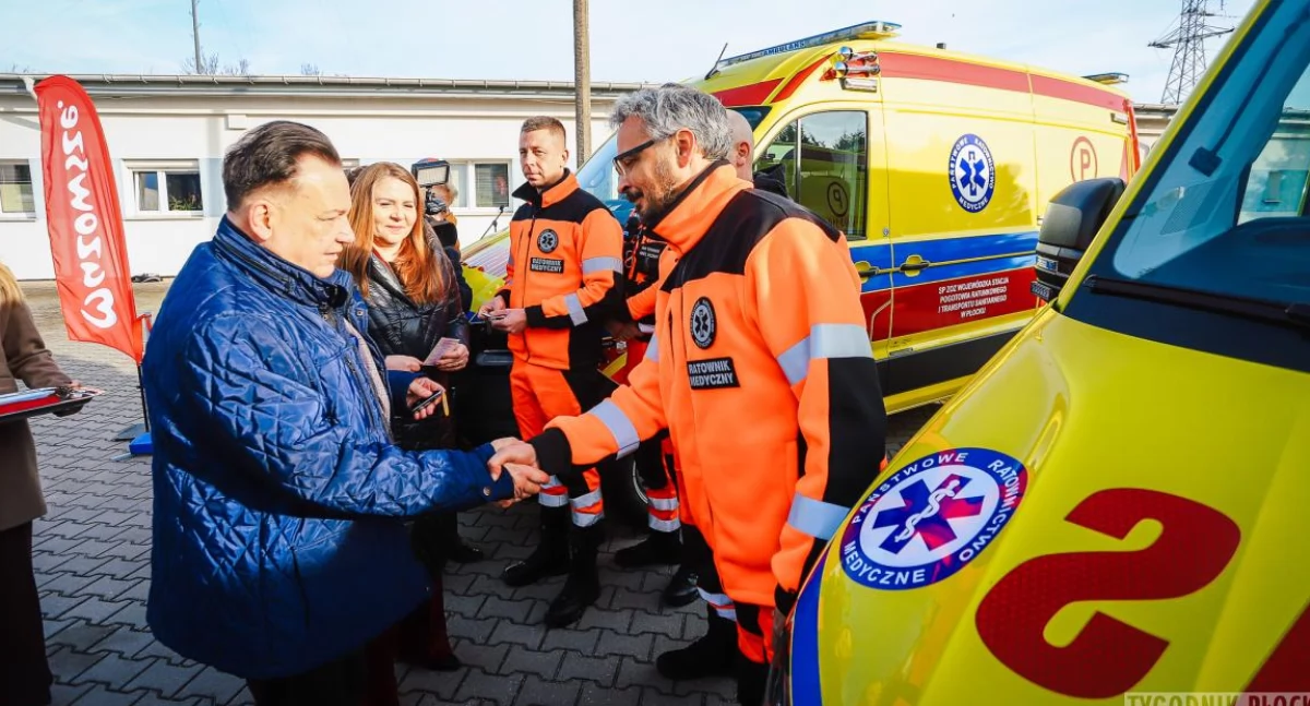 Nowe karetki dla Staroźreb, Sierpca i Iłowa