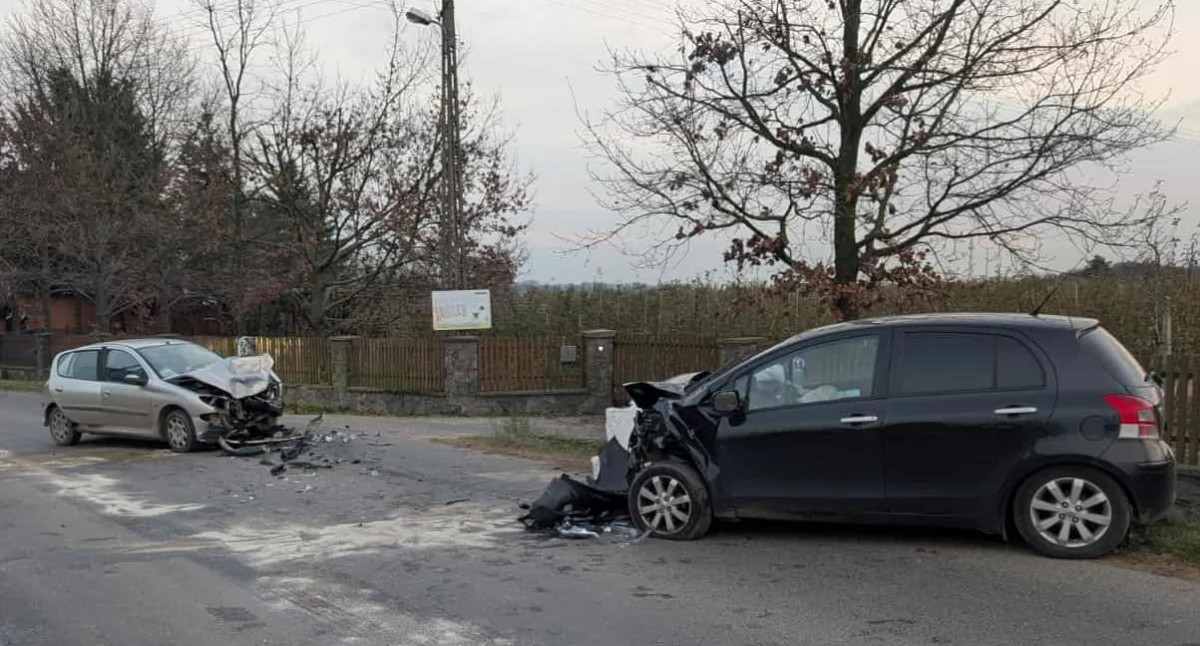 Poważna czołówka w powiecie płockim. Wypadek w Nowym Draganiu, są ranni [ZDJĘCIA]