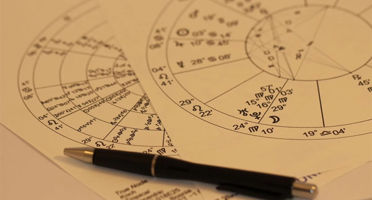 Horoskop dla czytelników Tygodnika Płockiego (47/2025)