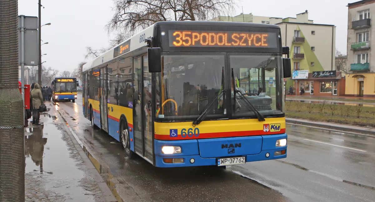Co z dodatkowymi liniami autobusowymi w Płocku? Interpelacje radnych: Tomasza Kominka i Tomasza Maliszewskiego