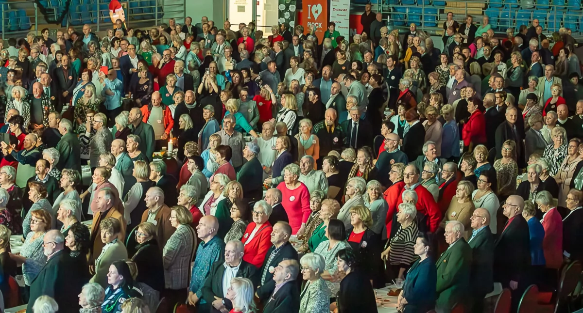 Stowarzyszenie AS zaprasza seniorów na Wigilię. W Płocku 1000 osób przy jednym stole