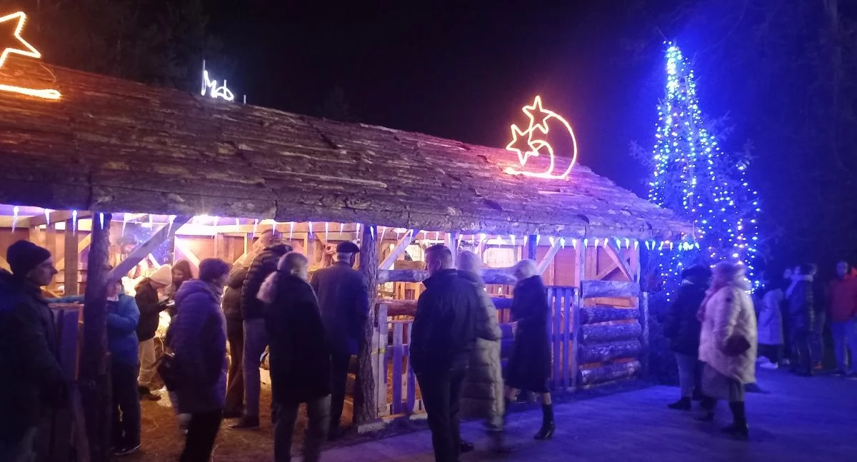 Żywa szopka, kolędy i… karaoke! Tak będzie wyglądać wigilijna noc w Proboszczewicach 