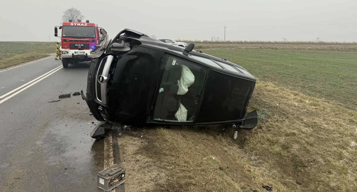 Wypadek w Główinie. Ranne 3 osoby