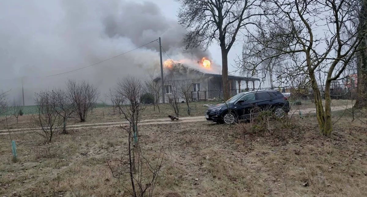 Słomkowo, gmina Staroźreby: rodzina po pożarze pilnie potrzebuje pomocy przy remoncie domu
