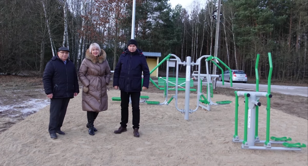 W Annopolu można już ćwiczyć „pod chmurką”. Nowe miejsce rekreacji w gminie Szczawin Kościelny