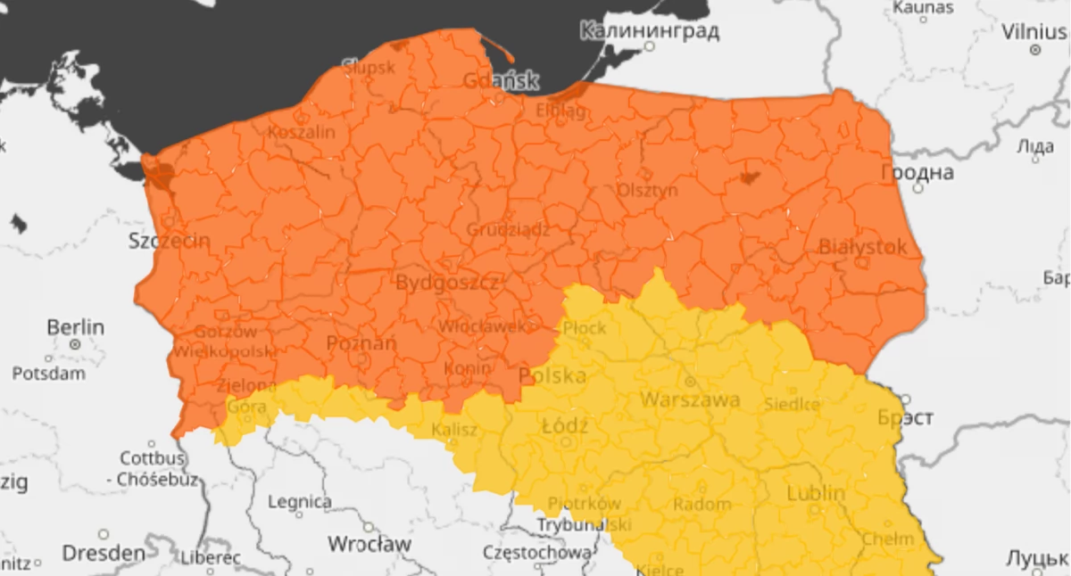 Opady jeszcze pozostaną z Płocczanami. Oto prognoza IMGW