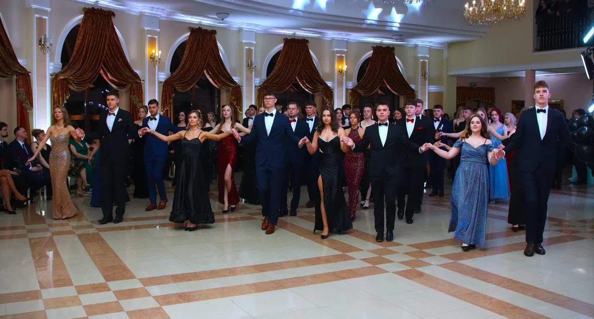 Noc, której się nie zapomina. Studniówka „Chemika” w Hotelu Kawallo [ZDJĘCIA, FILM]
