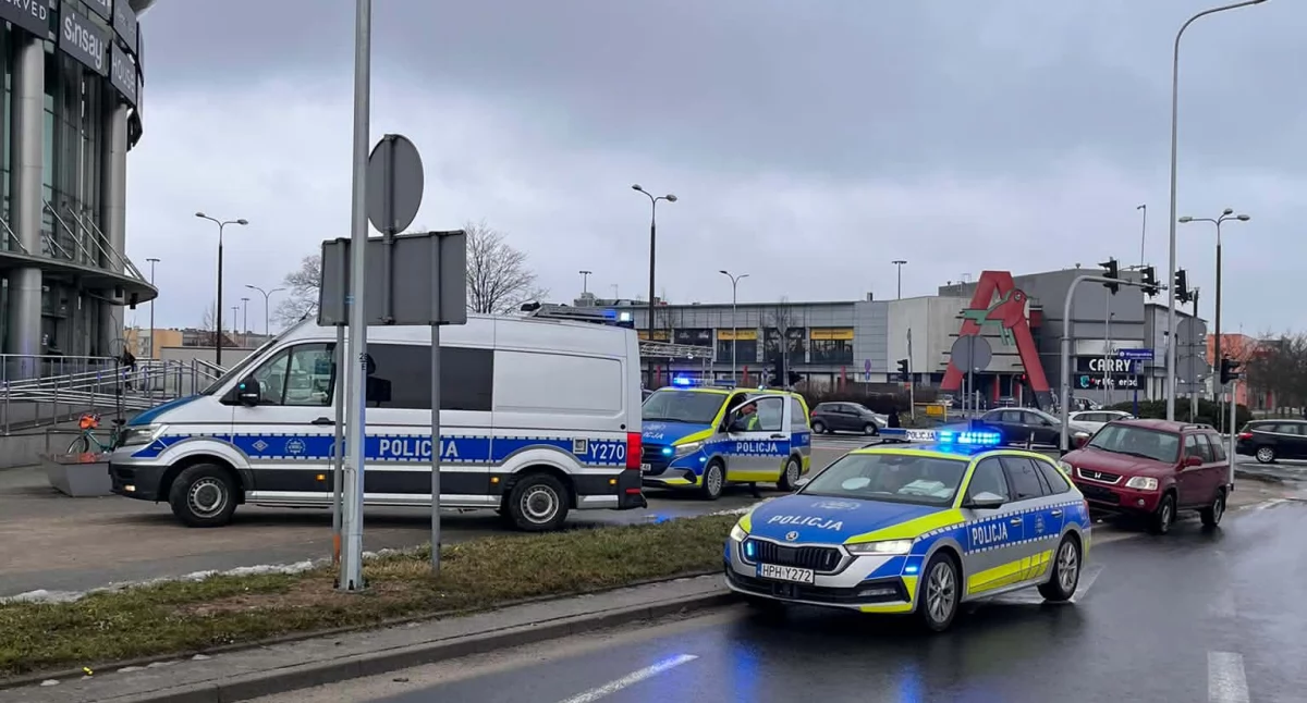 80-letni rowerzysta w szpitalu. Groźne zdarzenie drogowe w Płocku 