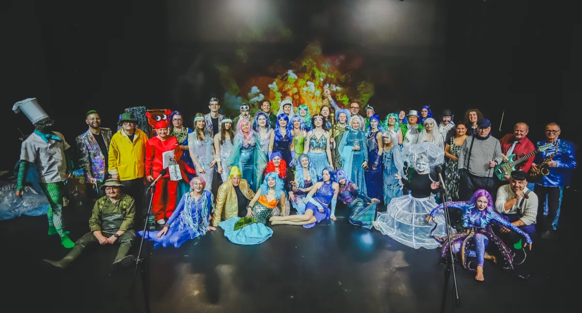 Płocki teatr zamienił się w Syrenarium… Szopka Noworoczna 2026  [ZDJĘCIA]