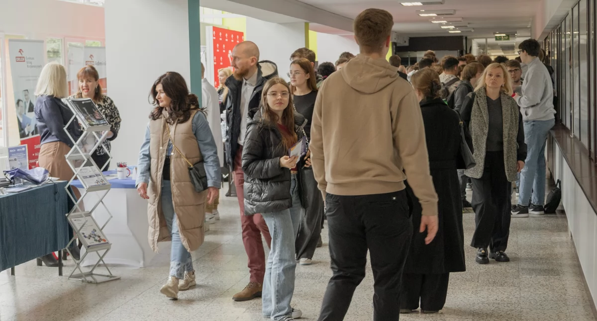 Nauka i Praca dla Ciebie – Drzwi Otwarte i Targi Pracy w Politechnice w Płocku 