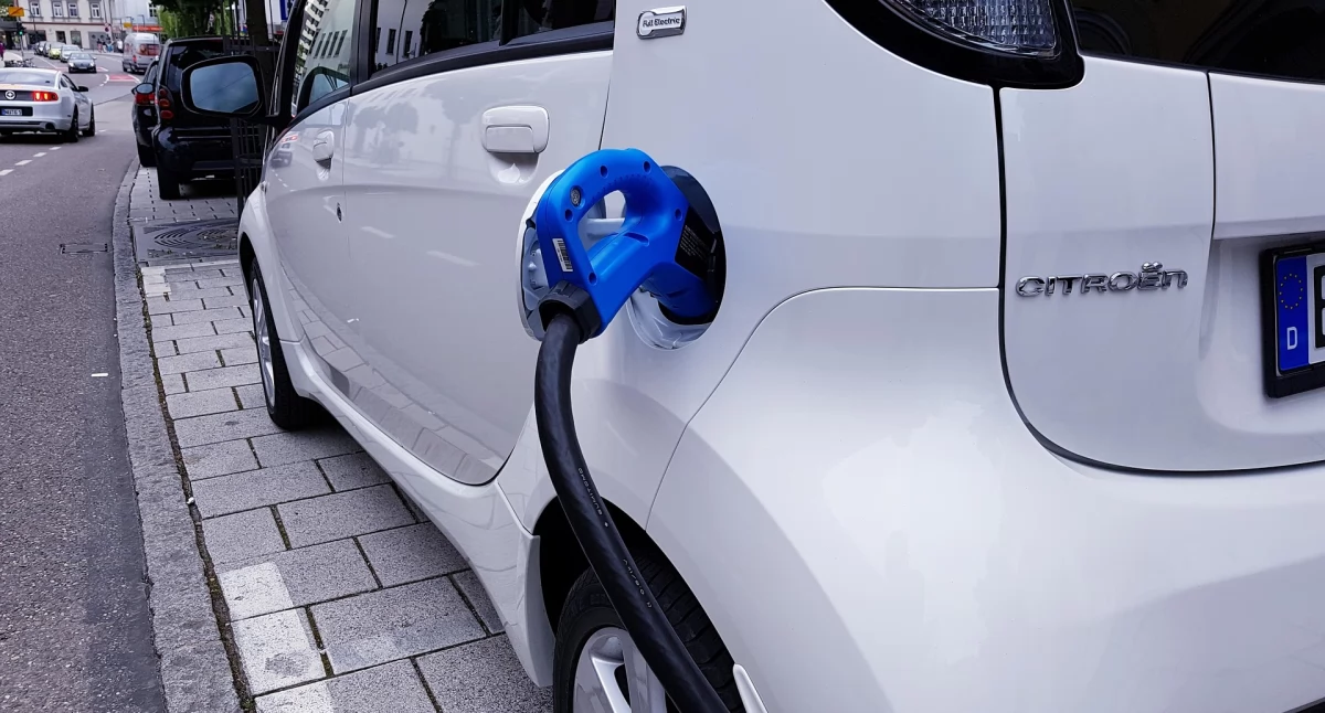 Ile prądu zużywa samochód elektryczny?