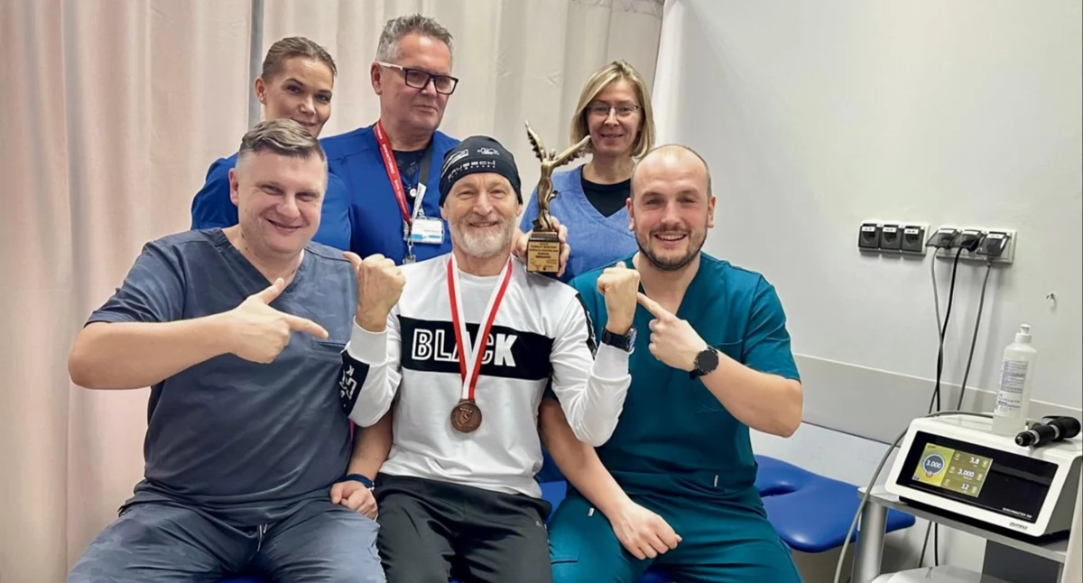 Dariusz Bednarski wraca na stadiony lekkoatletyczne. Na początek najniższy stopień podium