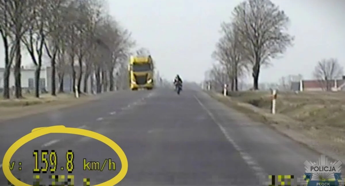 Chciał tylko „przepalić” motocykl po zimie. Stracił prawo jazdy na DK10 w Drobinie przez nowe przepisy