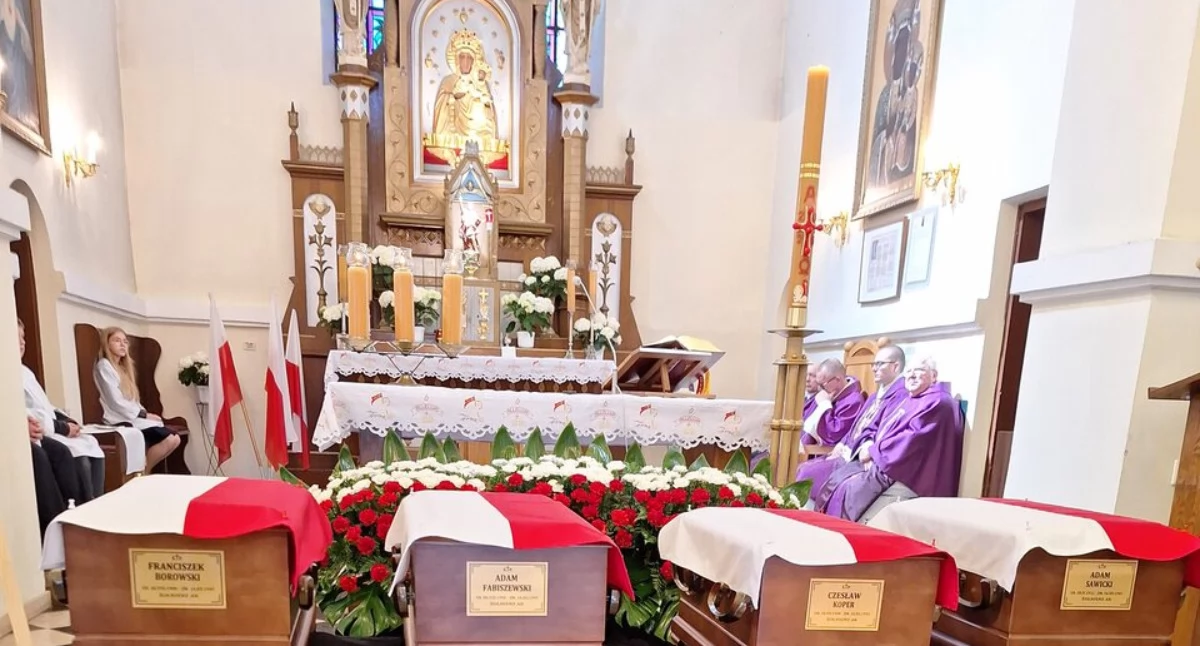 Pogrzeb z honorami po 81 latach. W Zagrobie pochowano ofiary komunistycznego terroru