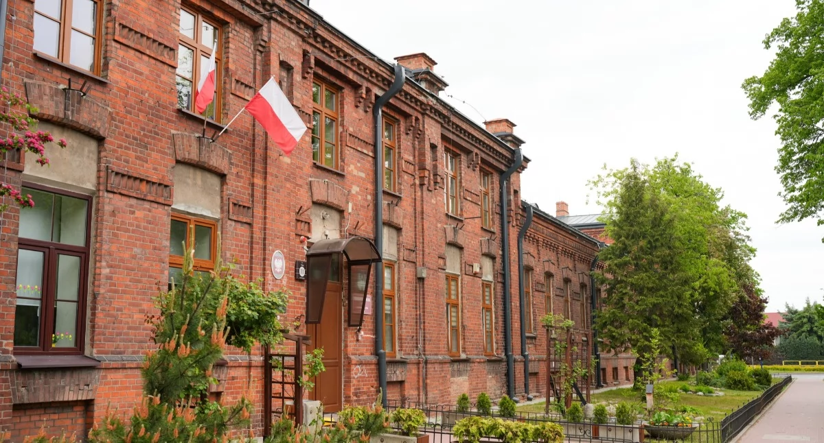 Zabytkowy budynek „Szóstki” do renowacji. Czas na drugi etap prac