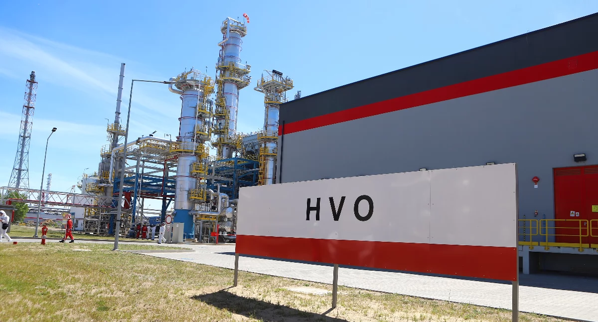 Orlen uruchomił w Płocku nowoczesną instalację. Nowe paliwo z olejów roślinnych