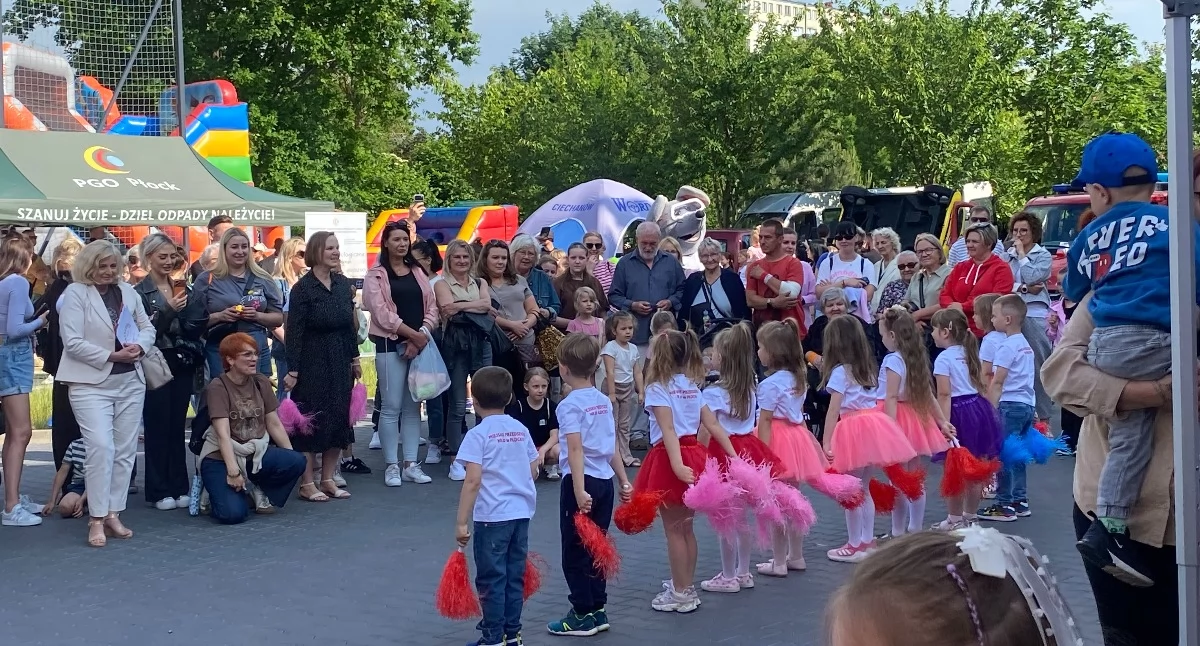Rodzinna zabawa i wsparcie dla Jasia. Dzień Dziecka w SP nr 3 w Płocku